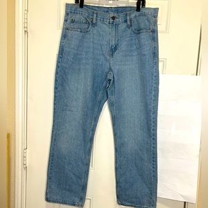 OldNavy men’s Straight jeans sz 38 x 30.